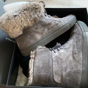 Vince cute suede winter boots with fur